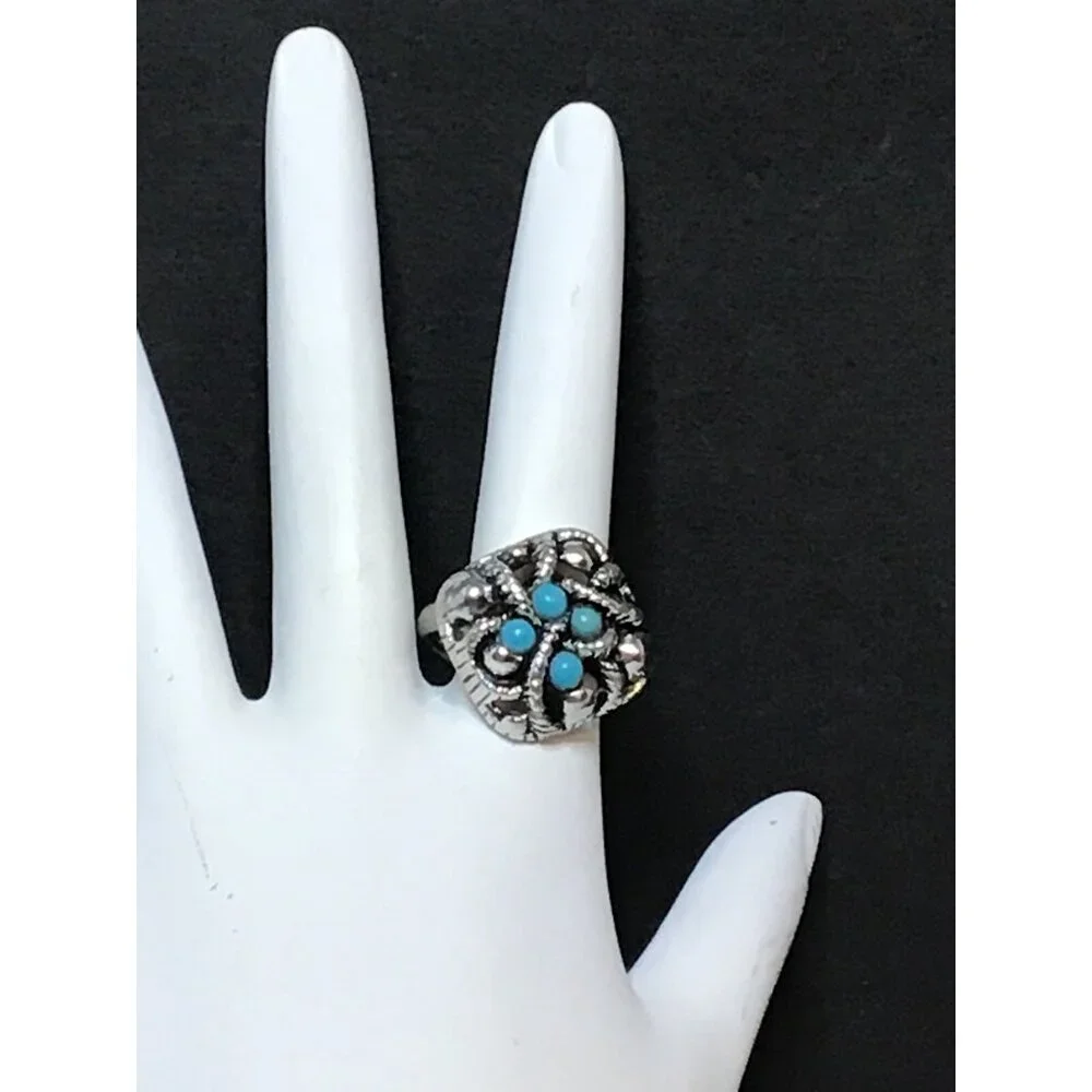 Avon Silver Tone Adjustable Ring W/ Faux Turquoise Sierra Design Signed SC (R62) - Picture 1 of 4